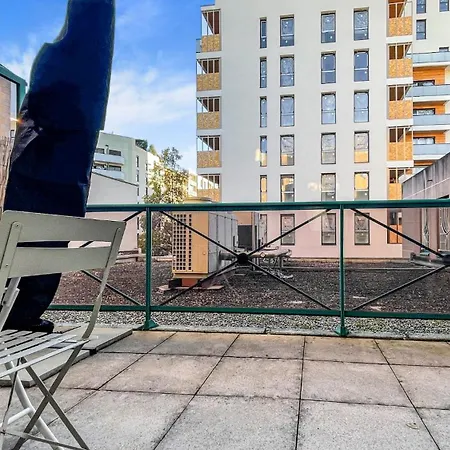 Appartement Homey Helsinki - Hyper Centre - Proche Geneve - Terrasse Privee - Wifi & Netflix Annemasse